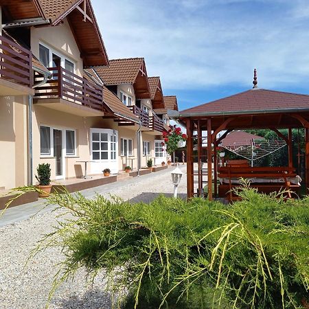Petrovics Apartmanhaz 1 Bük 외부 사진