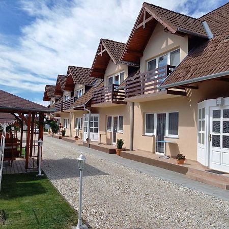 Petrovics Apartmanhaz 1 Bük 외부 사진