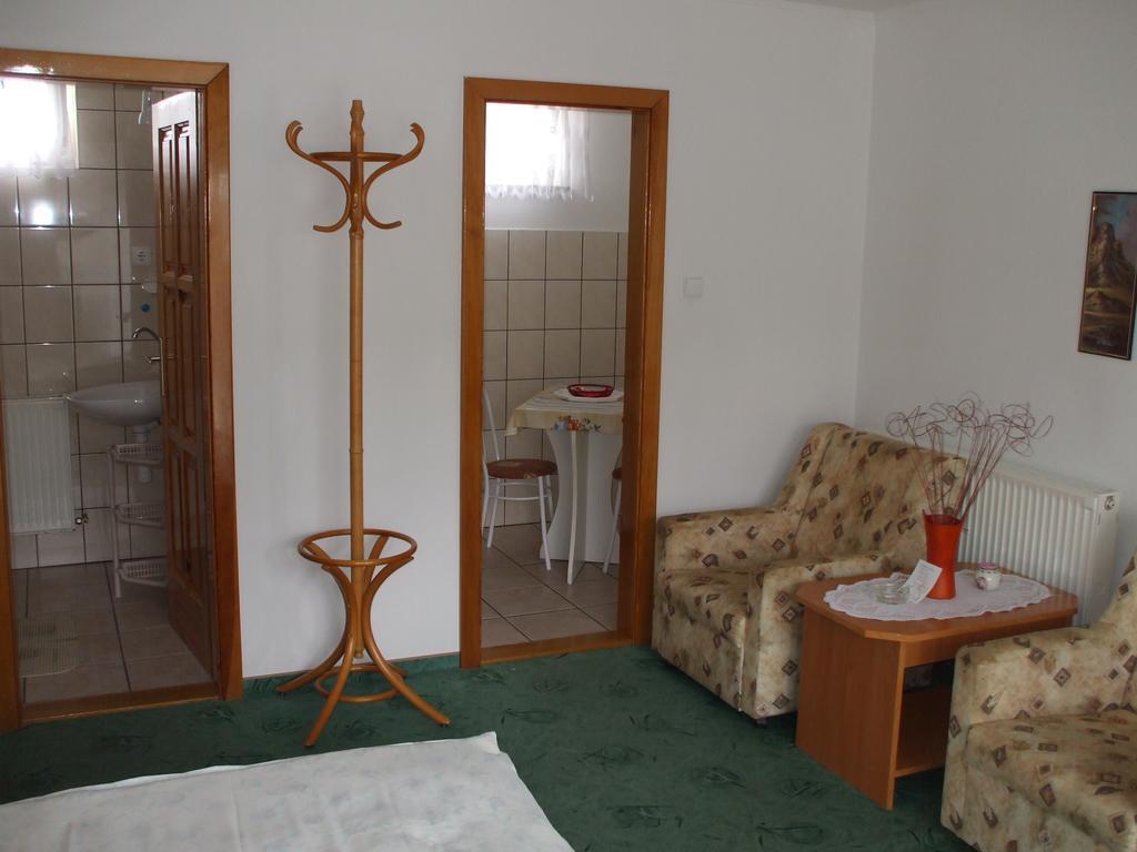 Petrovics Apartmanhaz 1 Bük 외부 사진